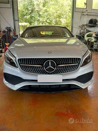 Mercedes-Benz A200 Premium