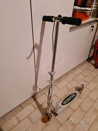 Monopattino x bambini.