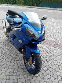 Kawasaki zx9r