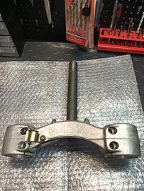 piastra inferiore forcelle Cagiva mito