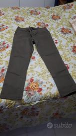 Pantaloni donna 