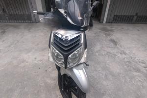 Sym mod. HD2 Evo 200