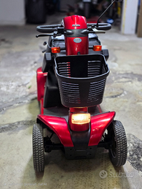 Scooter elettrico per anziani/disabili della Pride