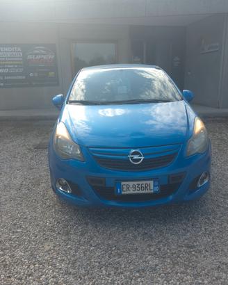 Opel Corsa 1.6 T 192CV 3 porte OPC