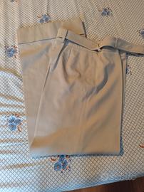 Pantaloni gamba ampia.