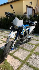 Valenti SM 125 Z con motore 166cc Malossi