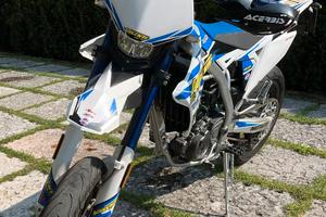Valenti SM 125 Z con motore 166cc Malossi