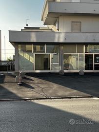 Negozio commerciale