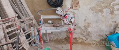 Taglia Piastrelle ad acqua