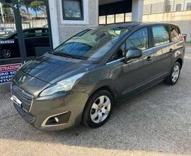 Peugeot 5008 Active 7 POSTI