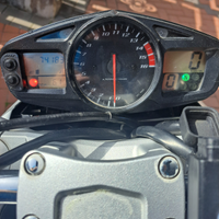 Suzuki gsr 600