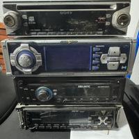 Stock di autoradio e amplificatori
