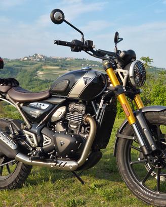  Triumph 400 X nera