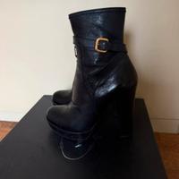 Stivaletti Prada