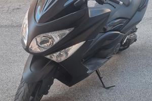 Yamaha T Max - 2010