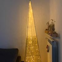 Albero di natale con luci