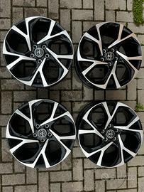Cerchi in lega 18 originali Toyota CHR
