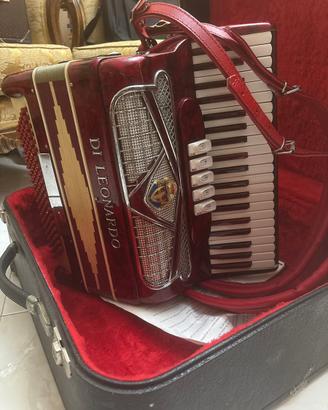 Fisarmonica vintage Di Leonardo rossa con custodia