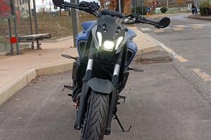 Yamaha MT07 depotenziata 35kw patente A2