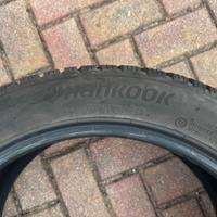 3 pneumatici invernali Hankook Winter i*cept evo3