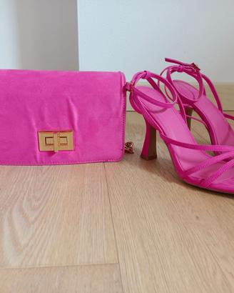 Borsa e sandali fucsia