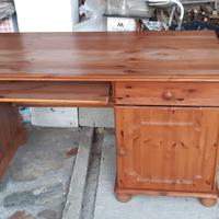 Mobiletto Pc castagno