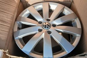 4cerchi17  in lega di una passat variant 