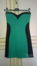 Abito taglia xs con scollo a cuore