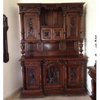 Credenza antica