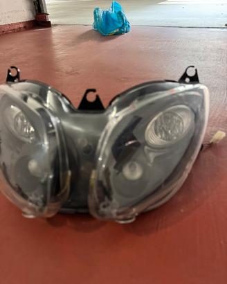 Faro anteriore tmax 500