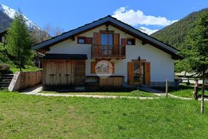 MONOLOCALE A VALSAVARENCHE