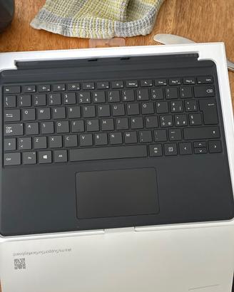 Keyboard tastiera