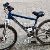 bicicletta MTB GIANT
