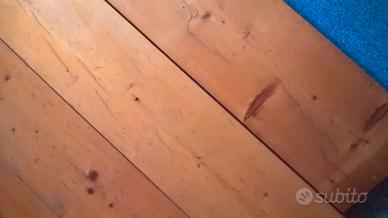 ASSI IN LEGNO LEVIGATI E VERNIACIATI  