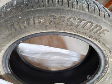 gomme invernali 215/60 R17