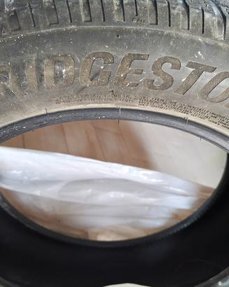 gomme invernali 215/60 R17