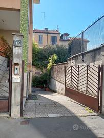 Centro olistico noleggia studio in condivisione