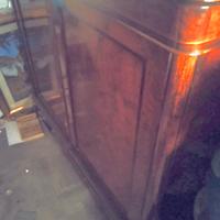 Amadia in legno massello elegante