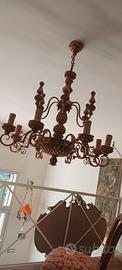 Lampadario in legno e ferro battuto 8 luci