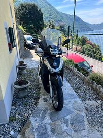Honda SH300i