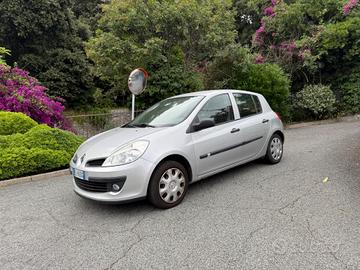 Renault Clio 1.2 16V 5 porte Unico proprietario