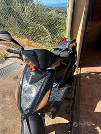 moto , scooter   ,Kimco Agilyti