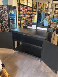 Mobile stile industriale