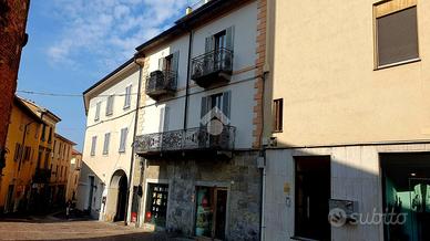 3 LOCALI A MERATE