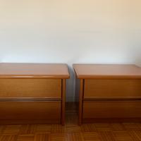 Coppia di comodini e cassettiera