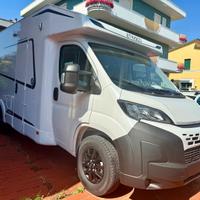 Camper semintegrale Etrusco T 6.9 SB