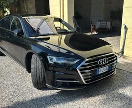 Audi A 8 L