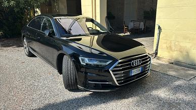 Audi A 8 L