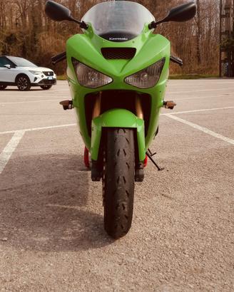 kawasaki zx6r 04