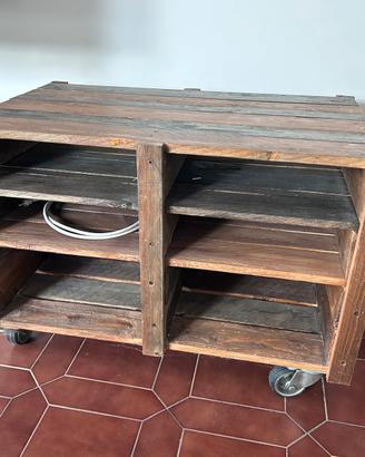 Mobile porta TV con rotelle